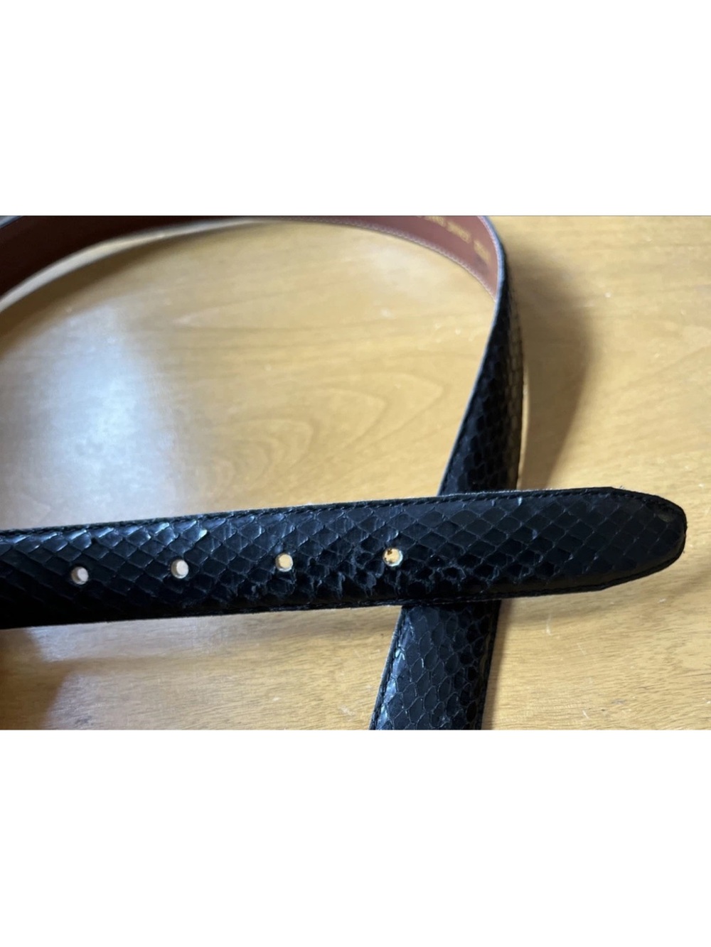 Vintage JANA Black Genuine Snake Skin Belt Gold Buckle Size L Taiwan R.O.C. - Picture 3 of 8